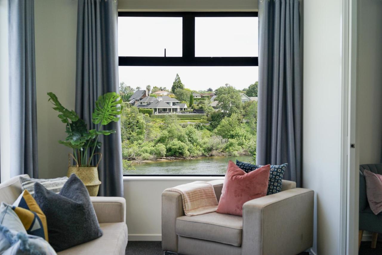 Fabulous River View - Brand New House In Hamilton Exterior foto
